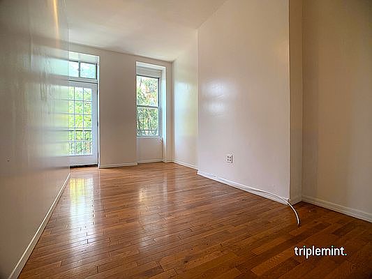 1st image of 327 E 116th St #3A