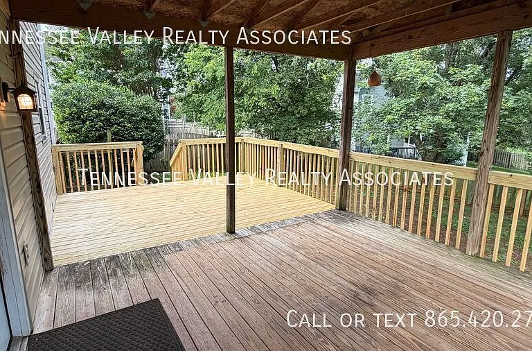 1277 Halifax Rd — Photo 17