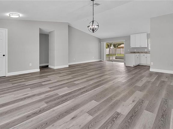 4th image of 5102 Carrollwood Meadows Dr