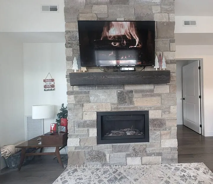 2 bed, $2,300 — Photo 3