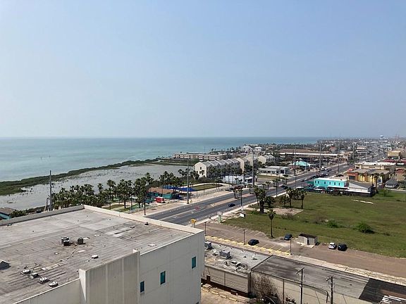 5th image of 1000 Padre Blvd #1101