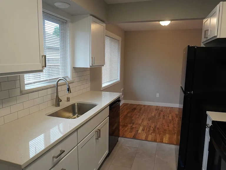 3702 NE 132nd Ave — Photo 8