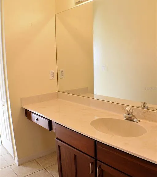 11609 Greensleeve Ave — Photo 37