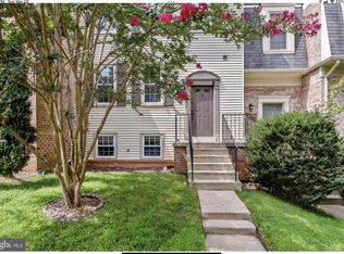 7869 Painted Daisy Dr, Springfield, VA 22152