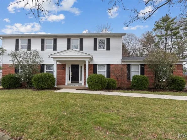 442 Royalwood Dr, Saint Louis, MO 63141