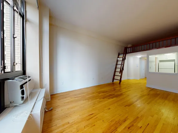 1 Astor Place image 3 of 9