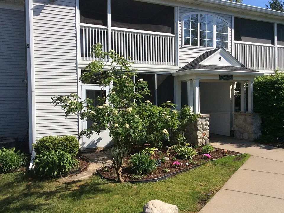 ground floor condo, enter from hall or porch