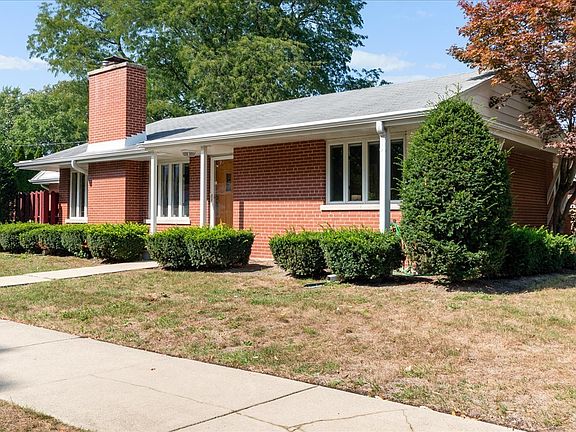 3rd image of 3902 Greenleaf St