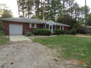 1880 Yacht Club Rd, Hayes, VA 23072