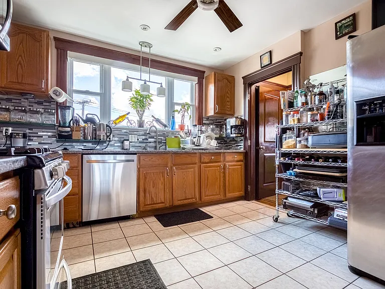 338 Riverside Ave — Photo 27