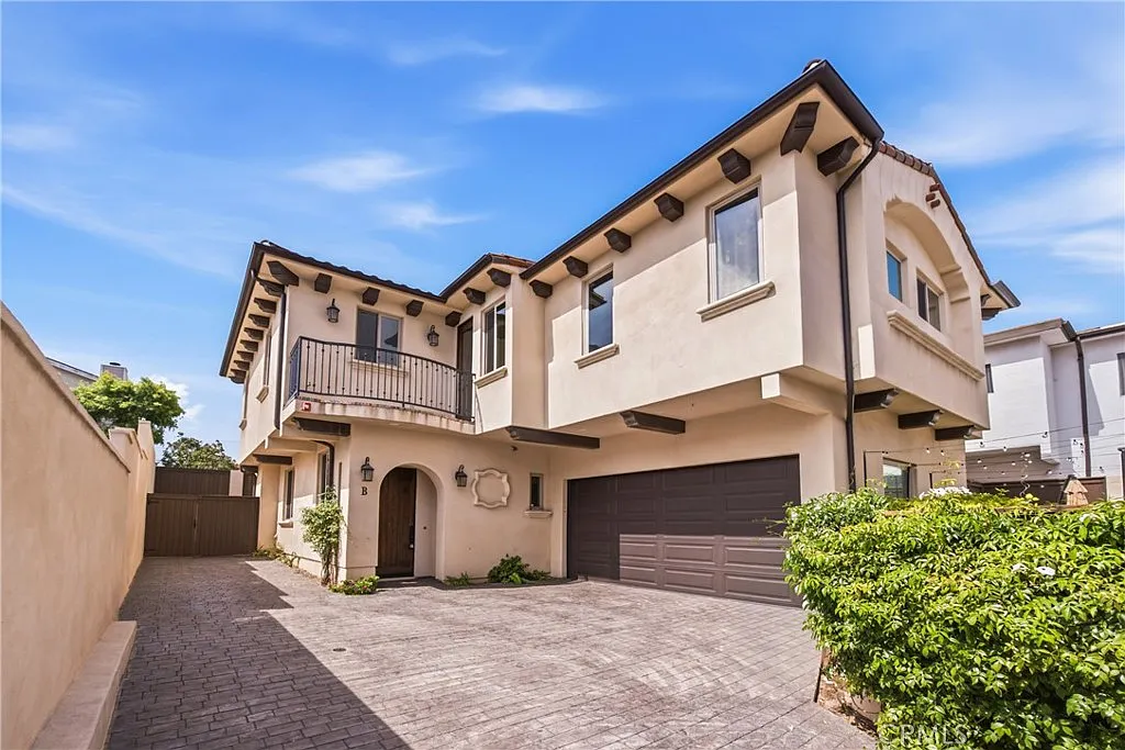 4 bed, 2300 sqft, $7,000 — Photo 1