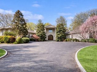 406 Duck Pond, Locust Valley, NY 11560