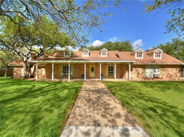 2804 Live Oak St, Round Rock, TX 78681