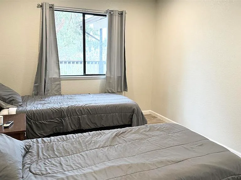 15136 Driftwood Ln — Photo 12