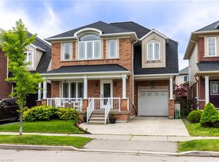 233 Springvalley Cres, Hamilton, ON L9C0B3