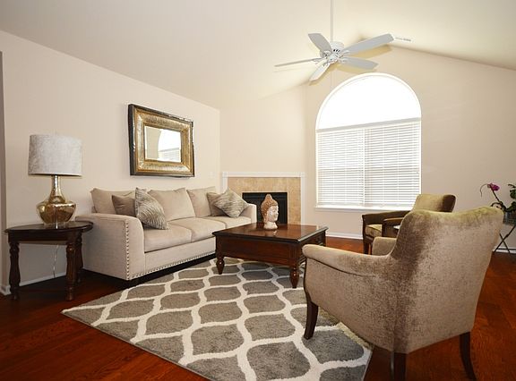 4th image of 16623 S Fox Run Cir #0