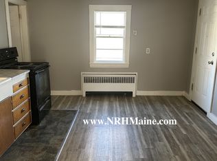 38 Deering St, Norway, ME 04268
