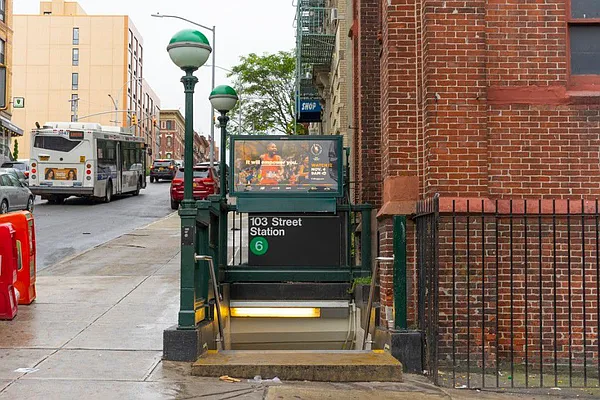 Rented by New York Casas Ltd. | media 16