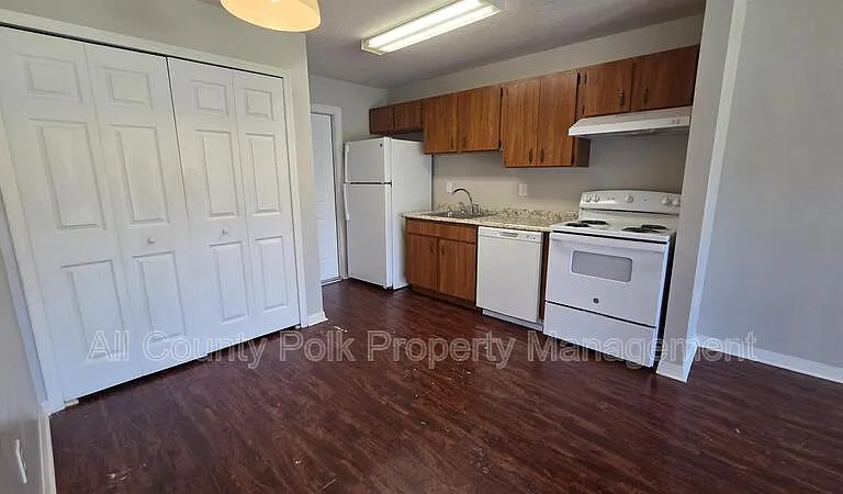 840 Fox Lake Dr — Photo 5
