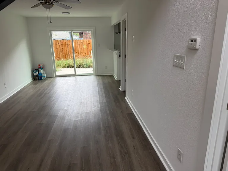 7651 Oak Chase #2 — Photo 5
