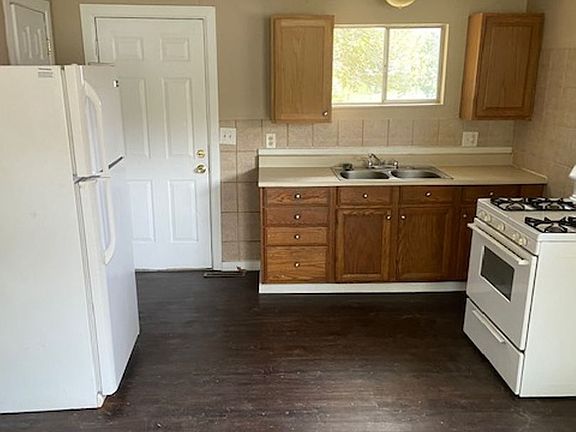 5th image of 3607 Rollins St APT 3607B