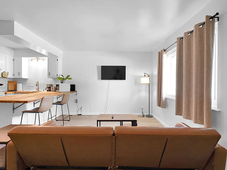 406 Edgar St #4 — Photo 10