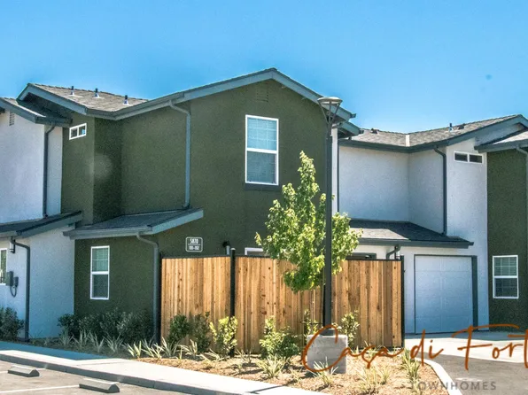 5860 W Santa Ana Ave, Fresno, CA