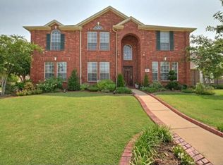 2201 Gable Ct, Arlington, TX 76012