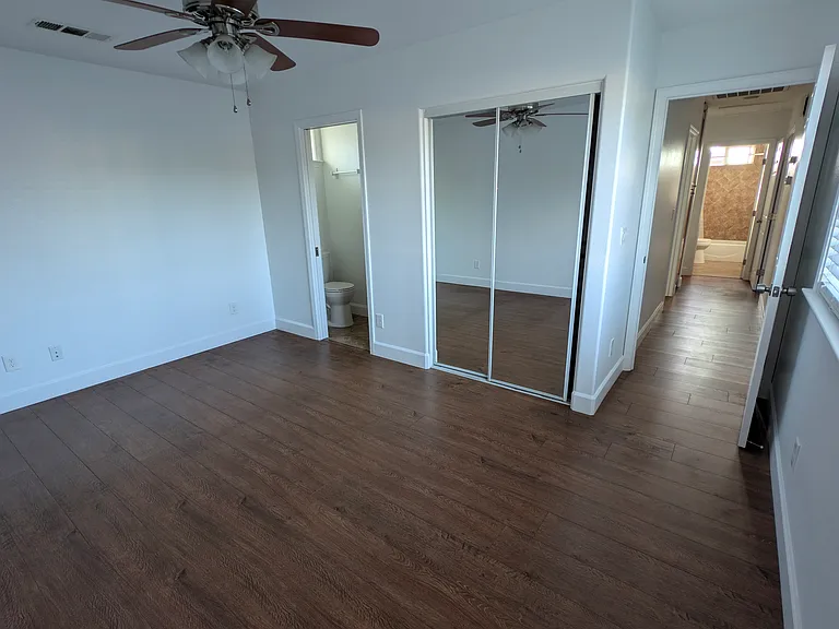 1221 Fordham Ave — Photo 7