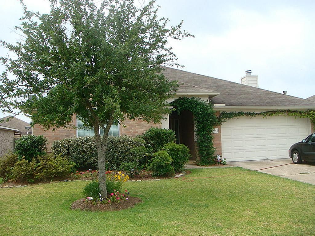 3114 Orange St, Pearland, TX 77581 Zillow