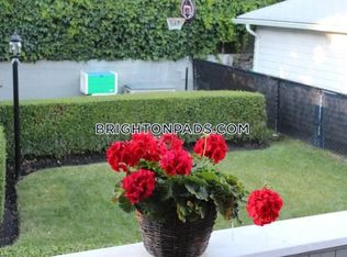 41 Donnybrook Rd FL 2ND, Brighton, MA 02135