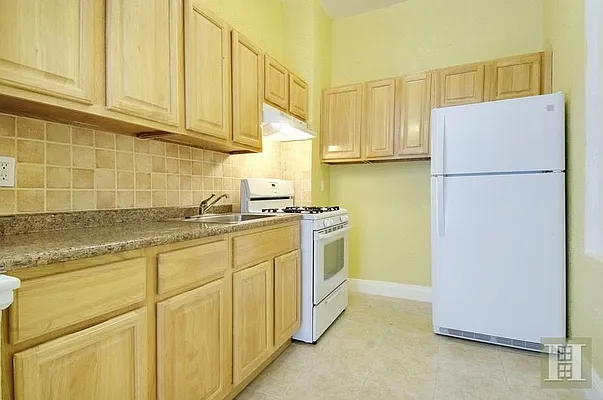 Rented by Halstead Real Estate | media 8