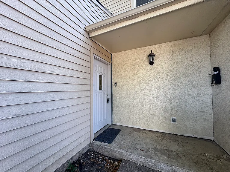 14379 Haymeadow Cir — Photo 2