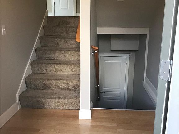 3rd image of 1548 Twinberry Ave