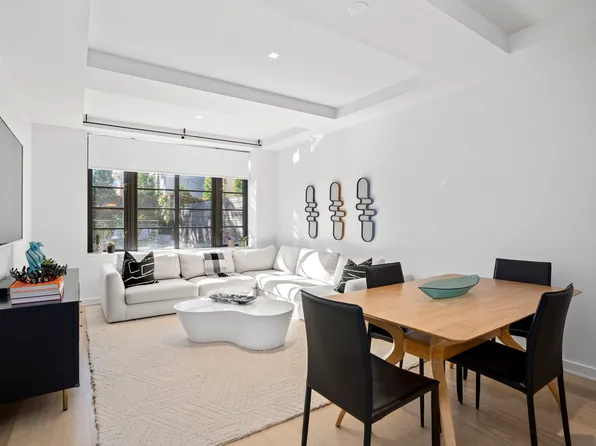 537 Lorimer Street image 1 of 12