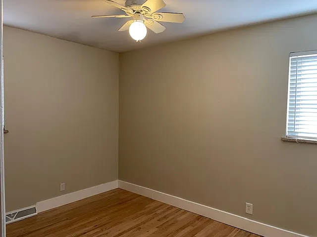 898 Ithaca Dr — Photo 10