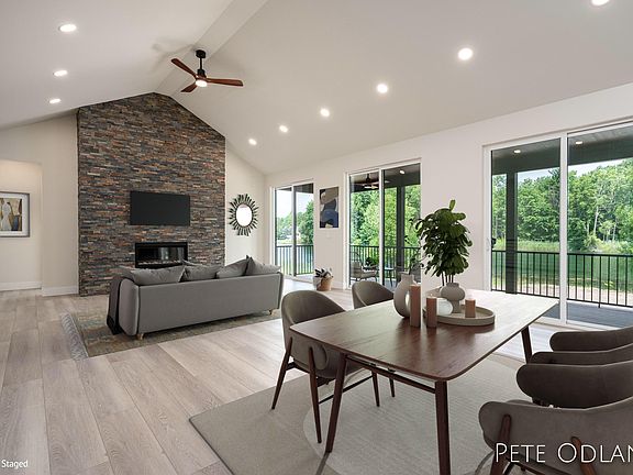 4th image of 9318 Elmwood Ct
