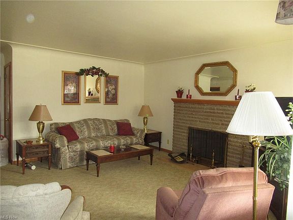 5th image of 5021 Firnley Ave