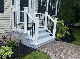 8 Northeastern Blvd, Nashua, NH 03062