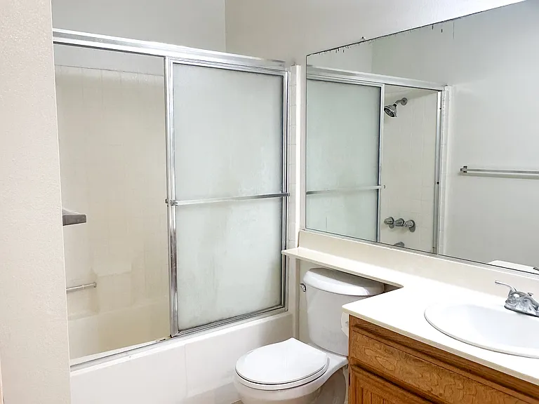 20342 Rue Crevier #613 — Photo 16