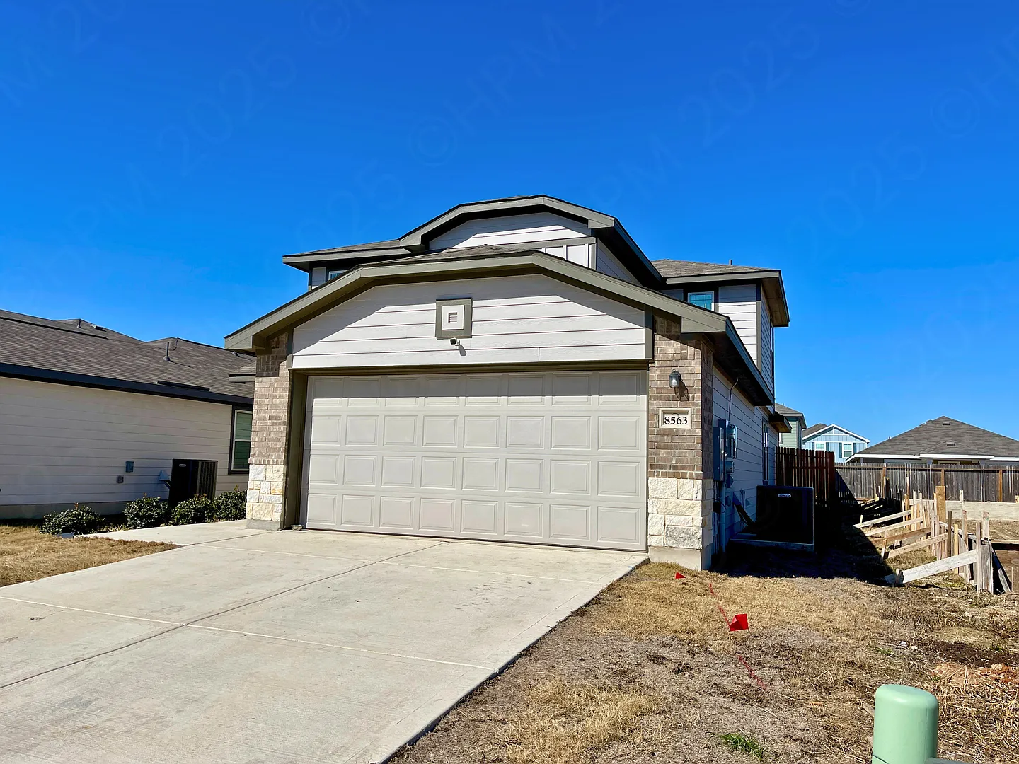 Move-In Special. 1 Month Free Rent with a 12-month lease — Photo 4