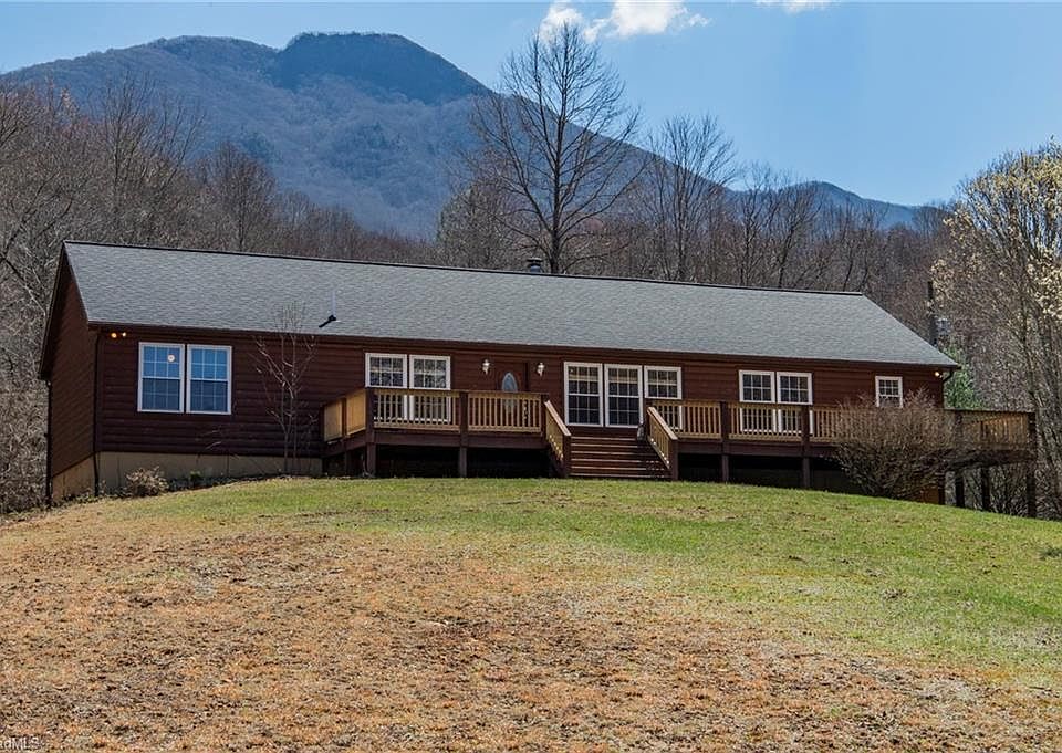 1st image of 621 River Breeze Dr