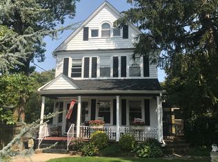 225 Todt Hill Rd, Staten Island, NY 10314