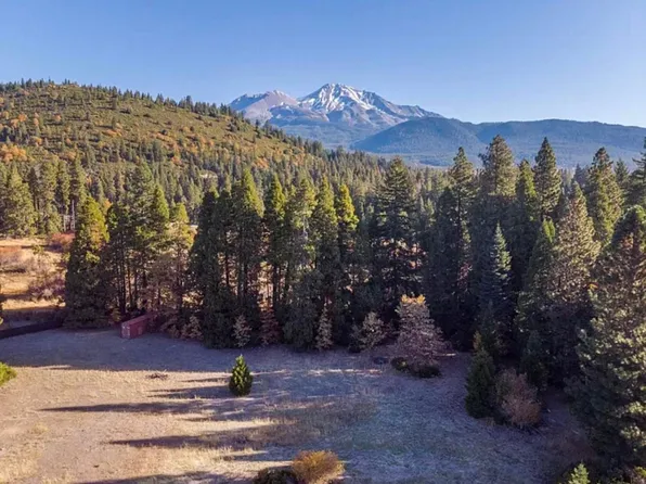 1420 Cedar View Ln, Mount Shasta, CA 96067