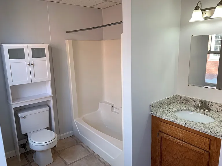 230 Lafayette St #9 — Photo 6