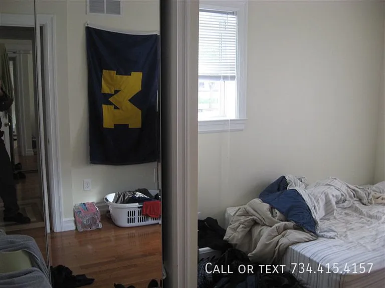 936 Mary St — Photo 31
