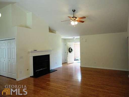 5th image of 592 Allen Dr