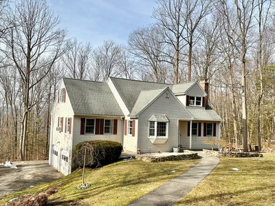 107 Oakdale Avenue, Winsted, CT, 06098