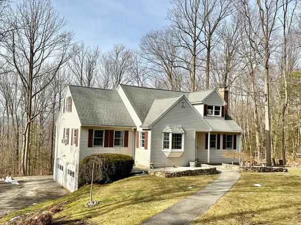 107 Oakdale Avenue, Winchester, CT 06098