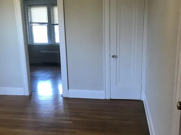 1533 Chapel St, New Haven, CT